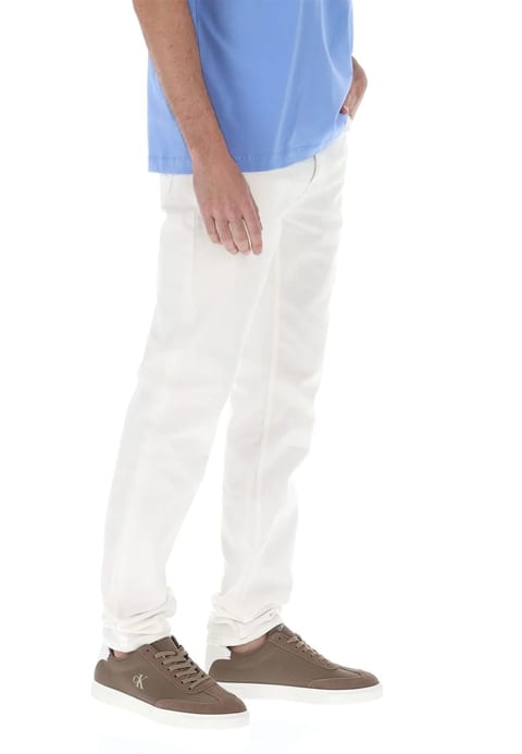 Chalk tapered jeans